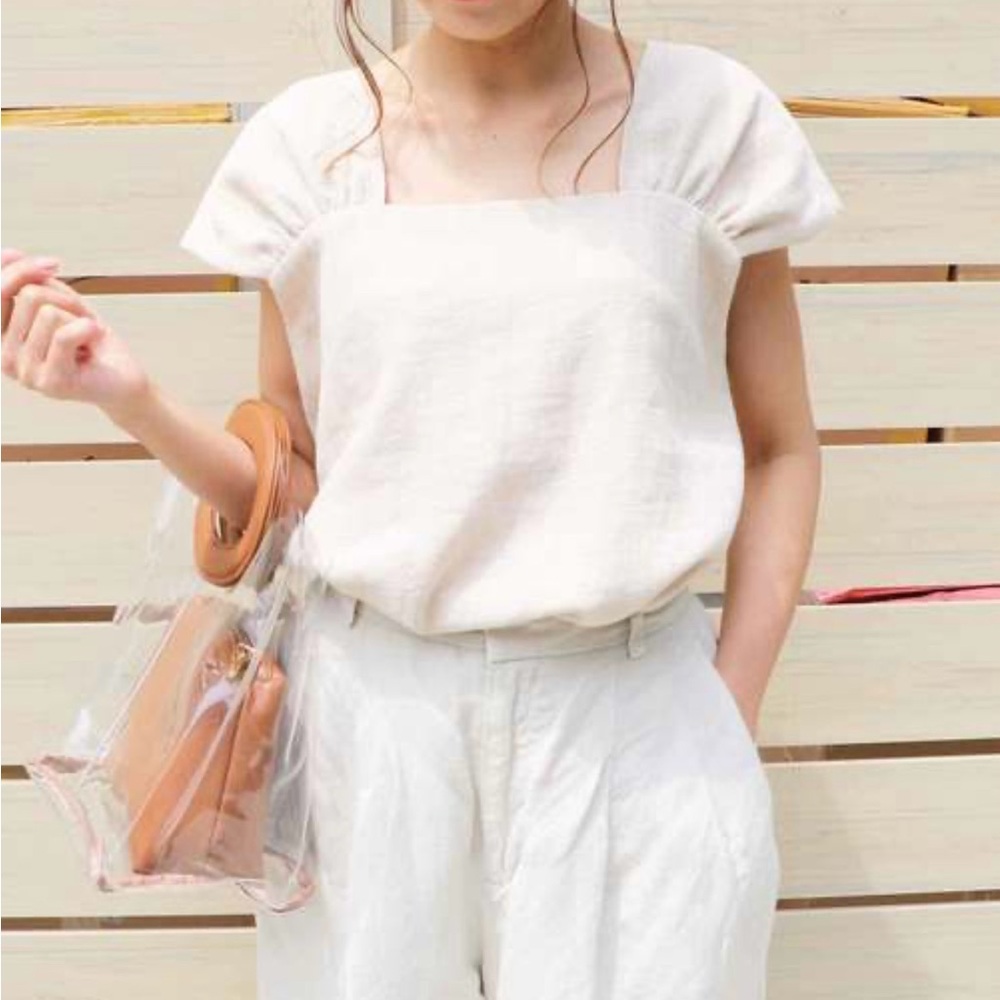 Women's Lafayette 148 New York Beige Linen Top Size 8